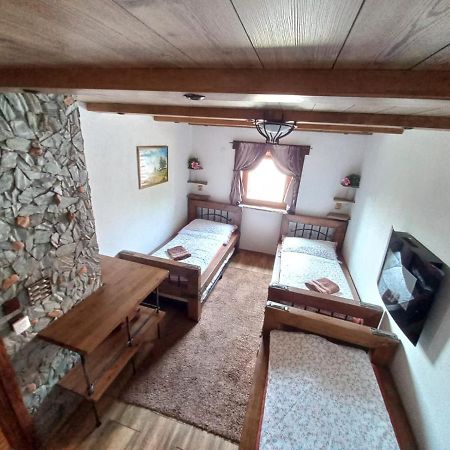 V Zajecskej Vezi Apartment Zajeci Luaran gambar