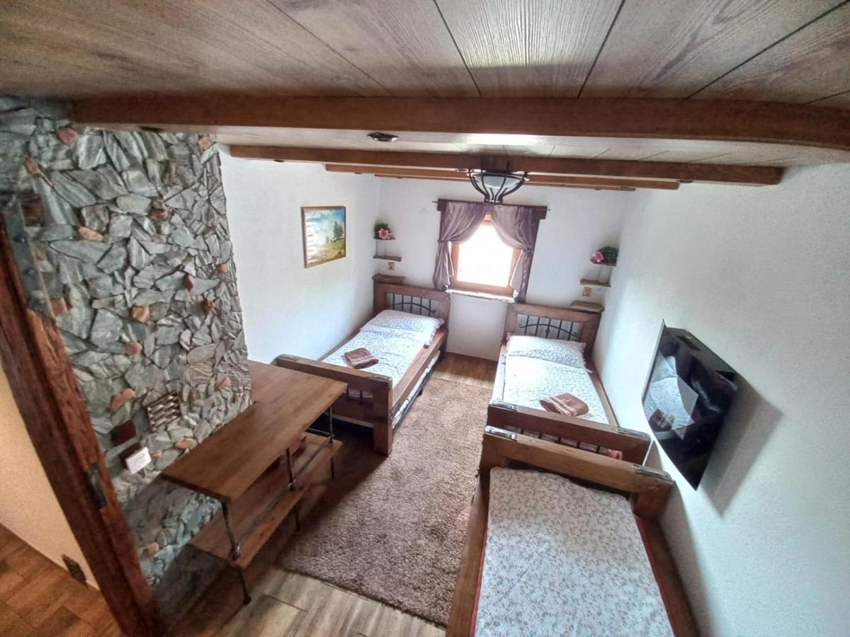 V Zajecskej Vezi Apartment Zajeci Luaran gambar