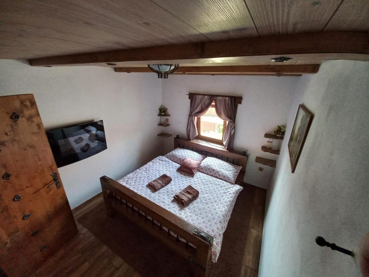 V Zajecskej Vezi Apartment Zajeci Luaran gambar