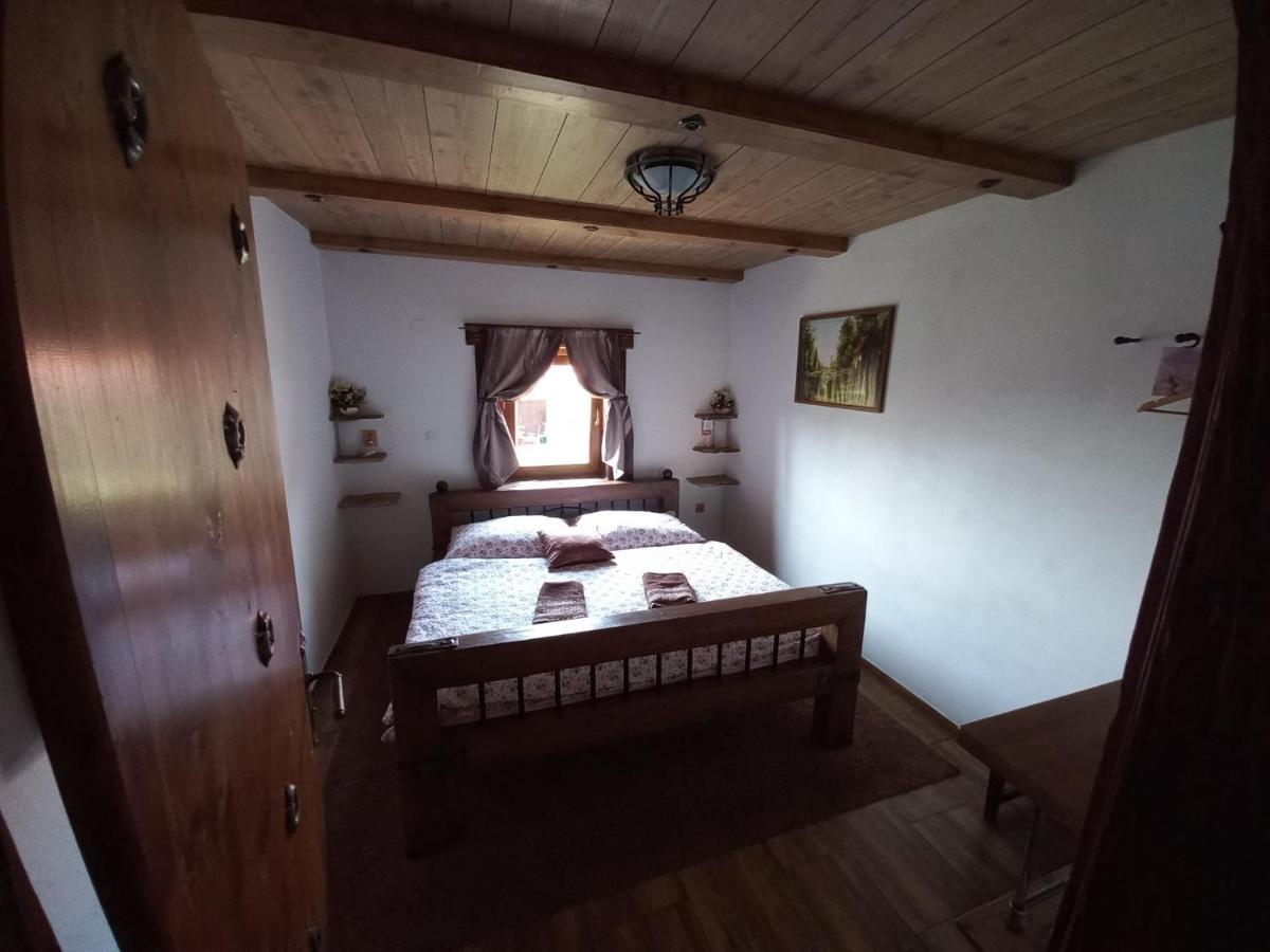 V Zajecskej Vezi Apartment Zajeci Luaran gambar
